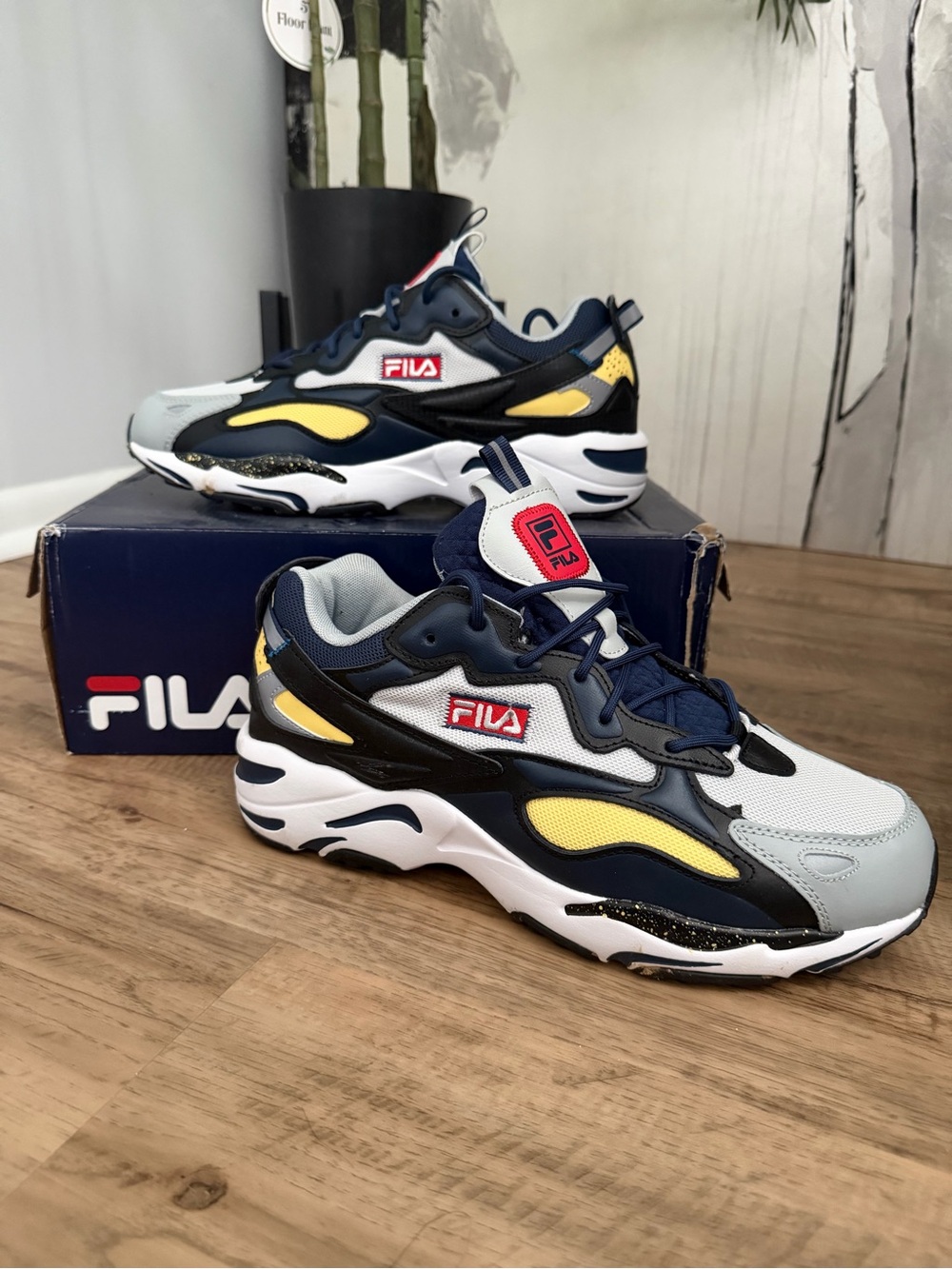 Fila Men's Navy, Yellow & Gray Chunky Sneakers